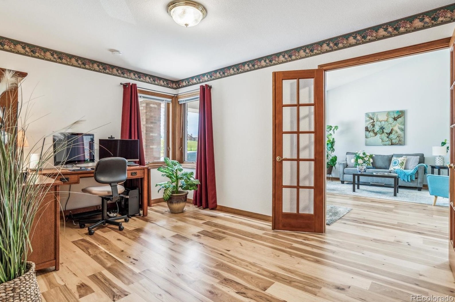 10886 Chatfield Dr, Littleton CO 80128-6136 exterior