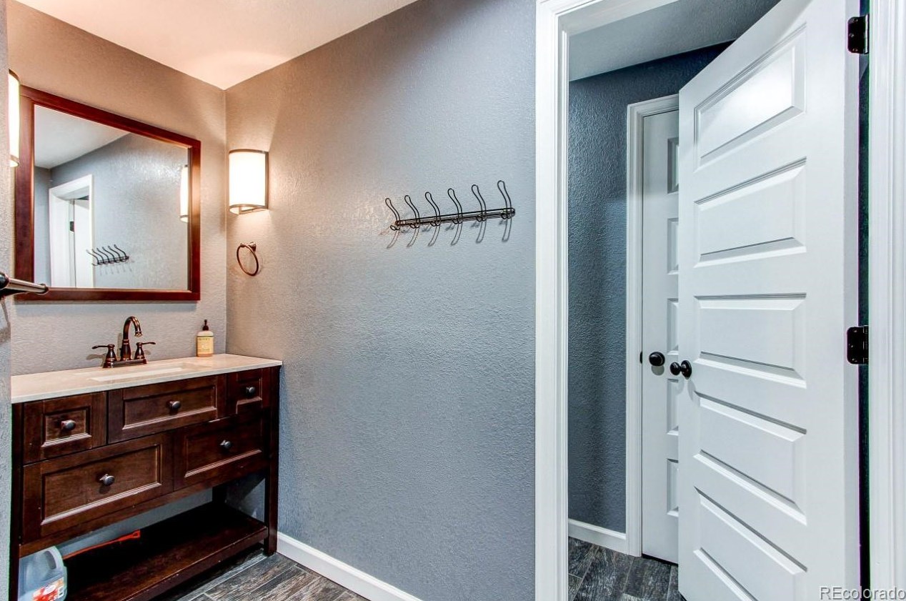 2135 Candleglow St, Castle Rock CO  80109-3563 exterior