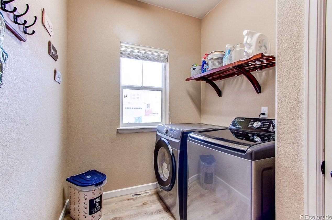 2135 Candleglow St, Castle Rock CO  80109-3563 exterior