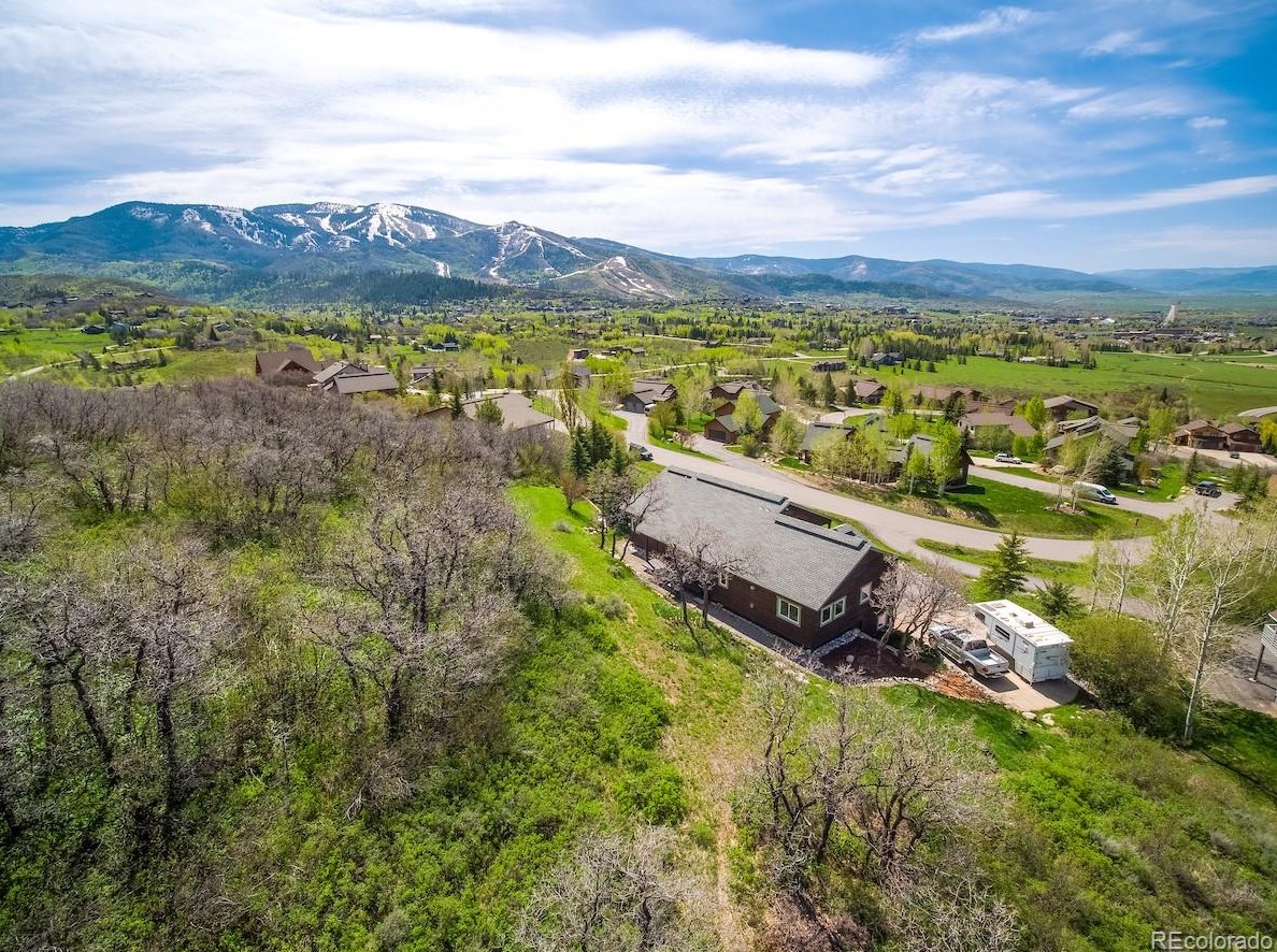 280 Storm Peak Ct, Steamboat Springs CO 80487-3100 exterior