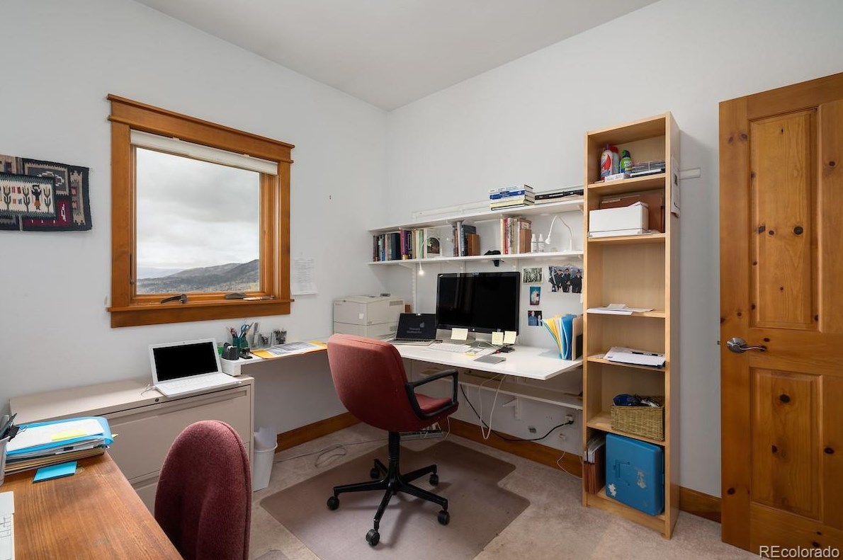 280 Storm Peak Ct, Steamboat Springs CO 80487-3100 exterior