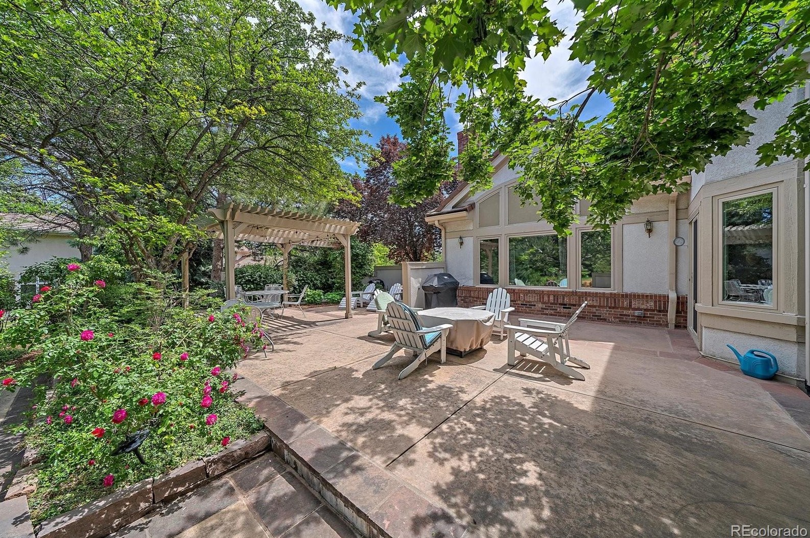 5855 Forest St, Littleton CO 80121-2142 exterior