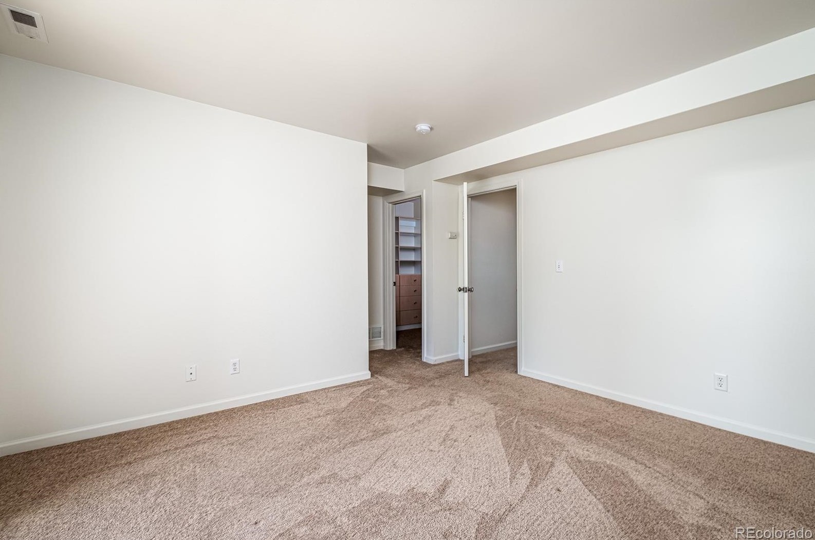 487 Mountain Vista Cir, Steamboat Springs CO 80487-3103 exterior