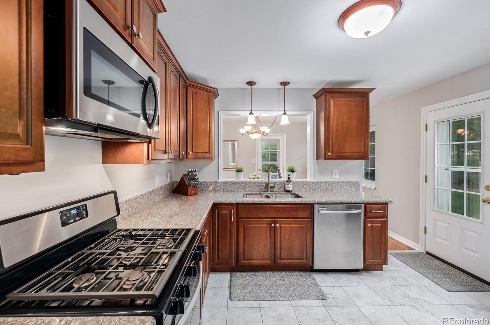 449 Caley Dr, Littleton CO 80123-3588 exterior