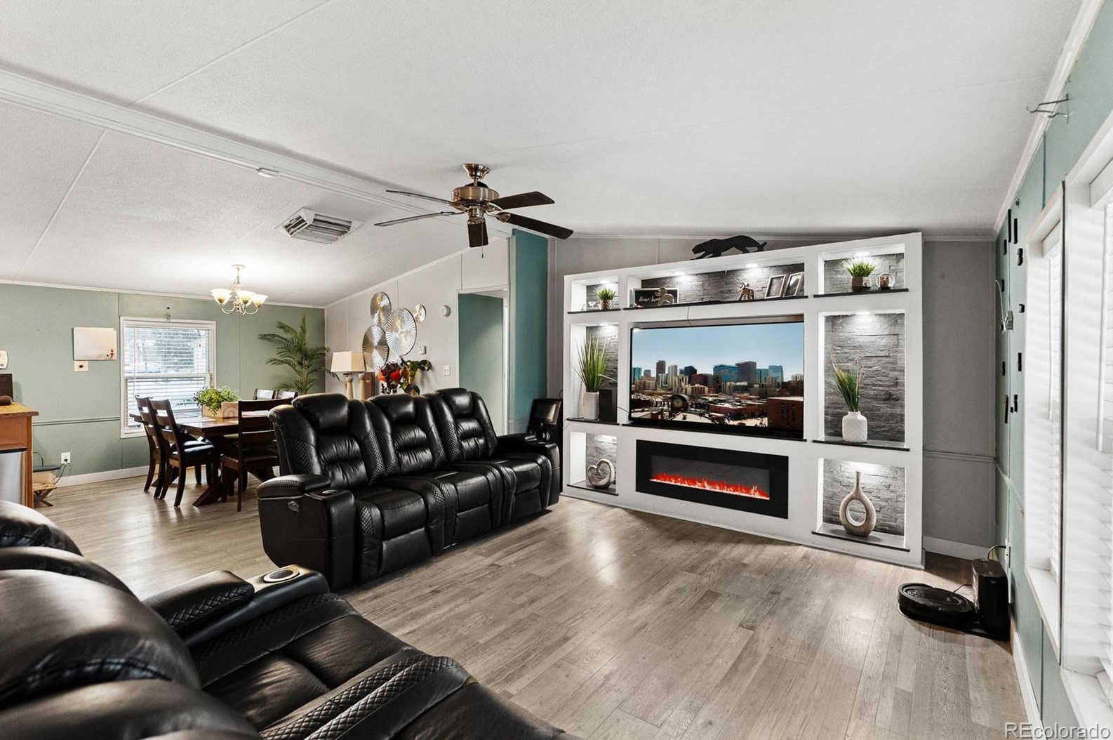 730 Cardinal Dr, Lafayette, CO 80026-2111