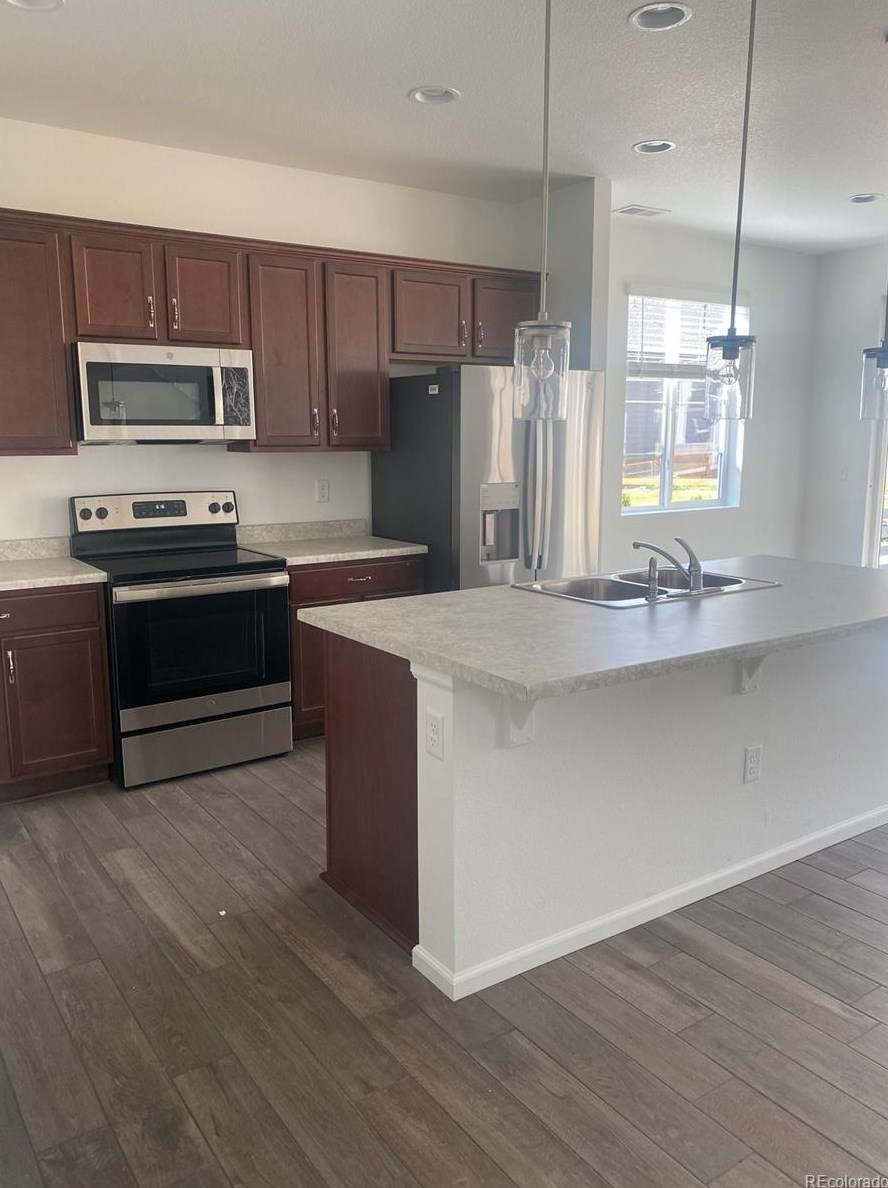 22225 Stanford Cir, Denver CO  80015-1039 exterior