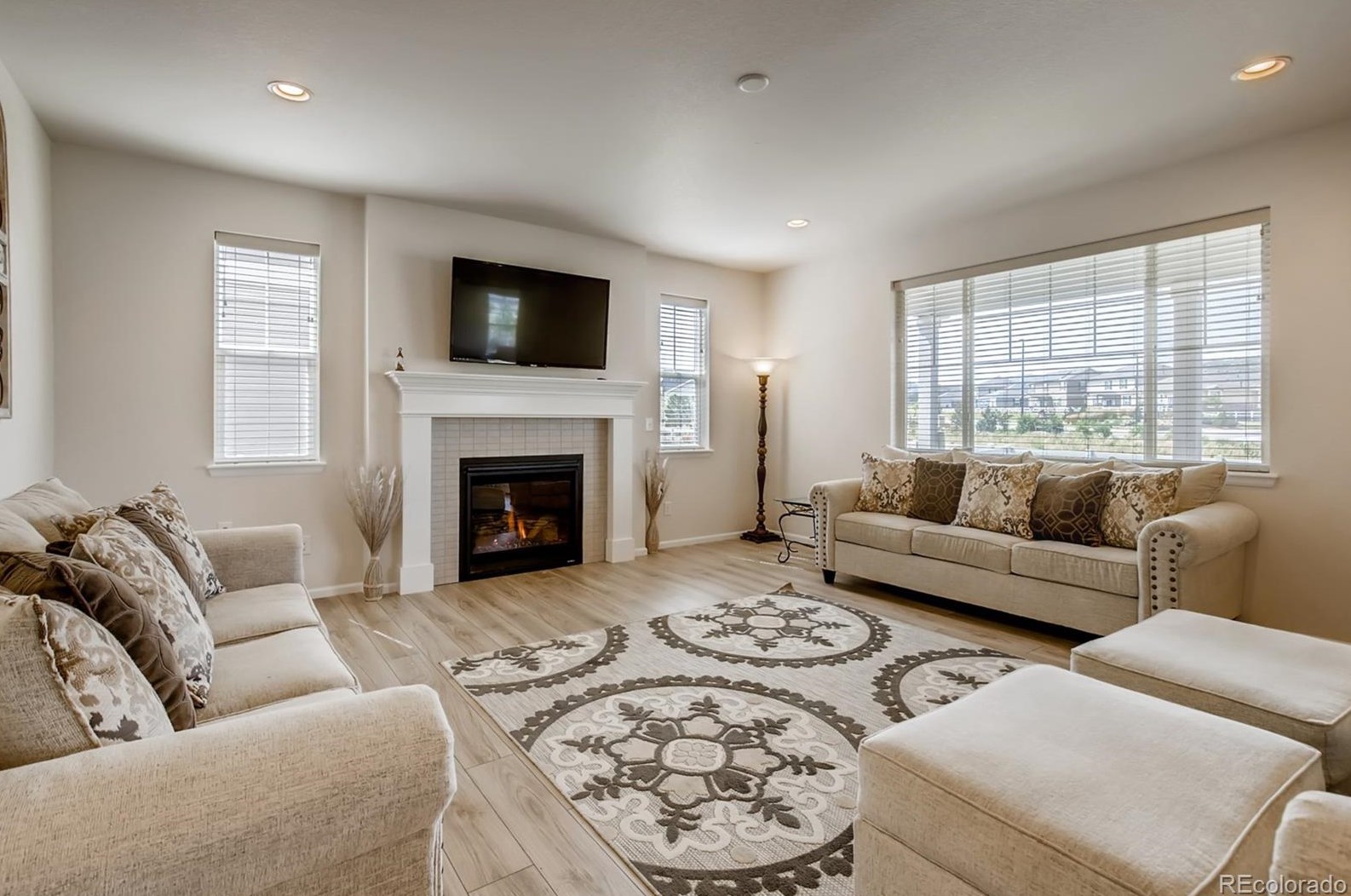 2521 Hillcroft Ln, Castle Rock CO  80104 exterior