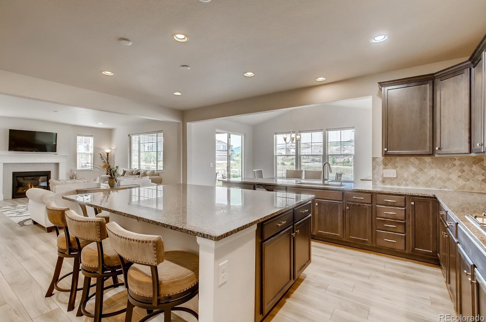 2521 Hillcroft Ln, Castle Rock CO  80104 exterior