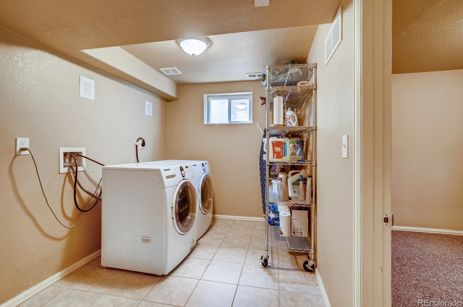 6107 Dudley Ct, Arvada CO  80004-5471 exterior