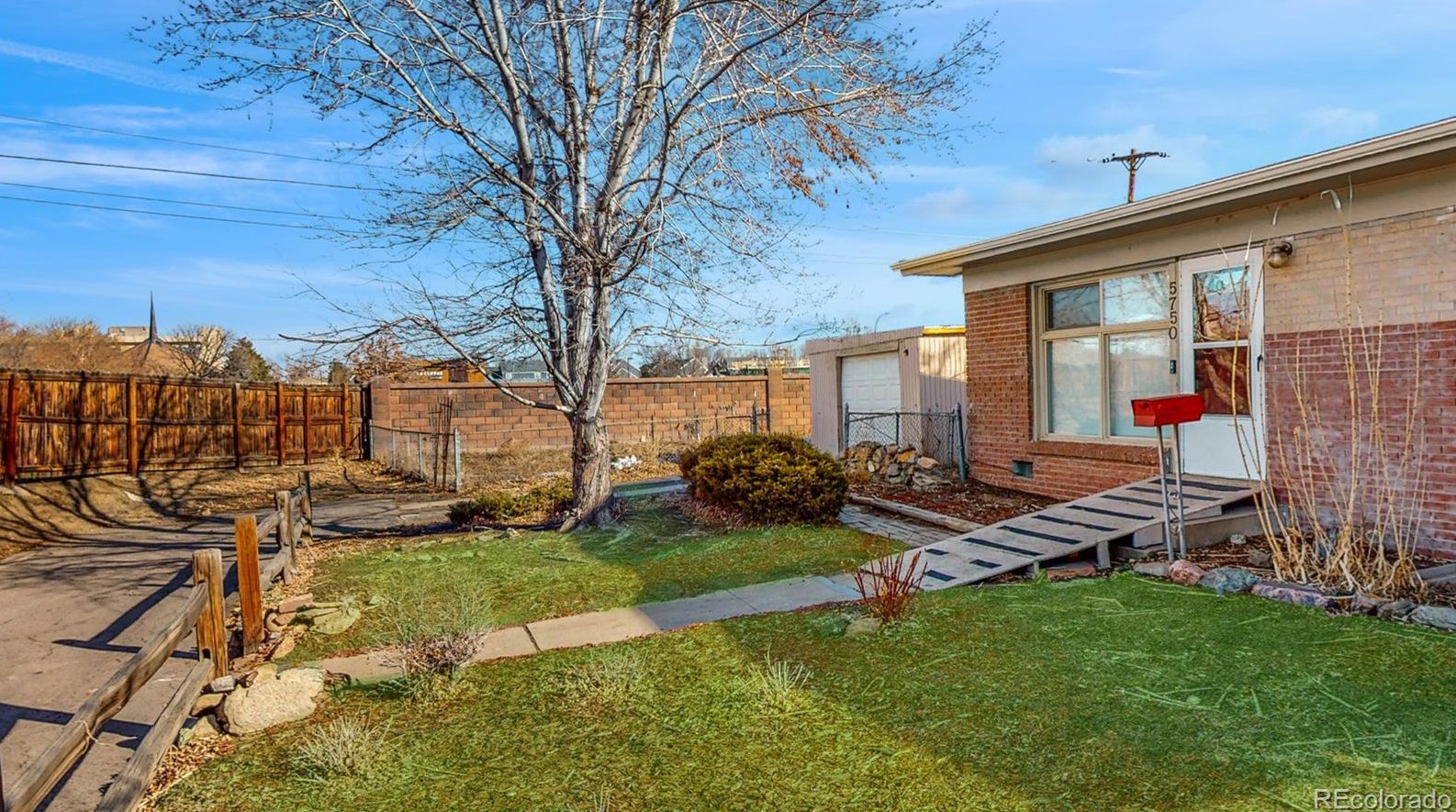 5750 Kipling St, Arvada, CO 80002-2100
