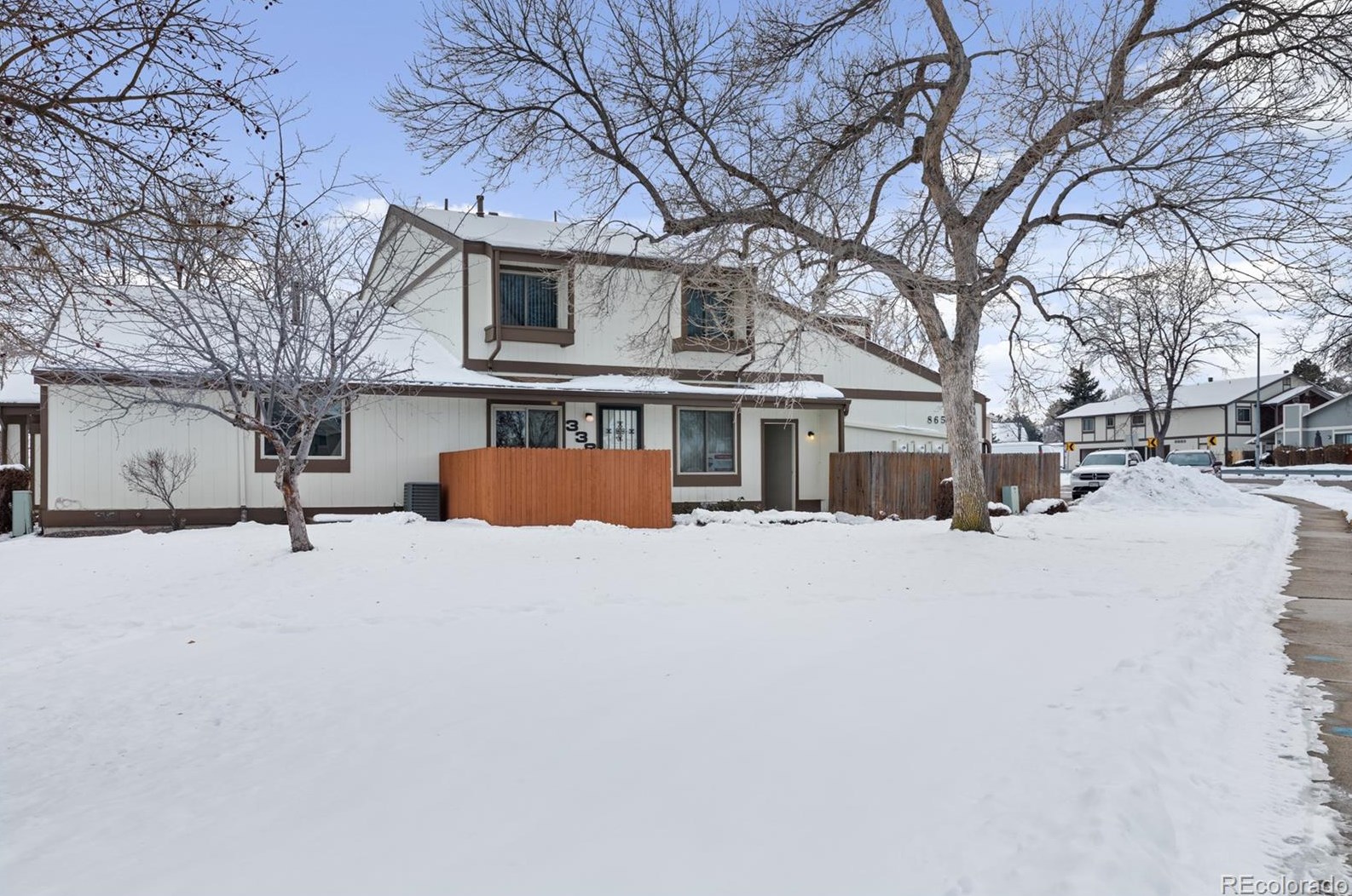 8654 Chase Dr, Arvada, CO 80003-1095