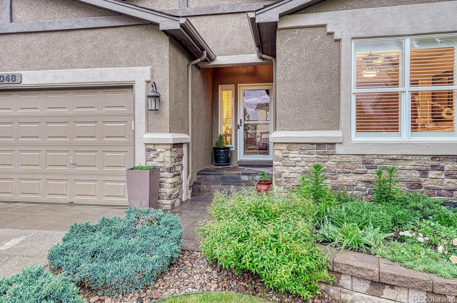 6048 Cumbre Vista Way, Colorado Springs, CO 80924-6002