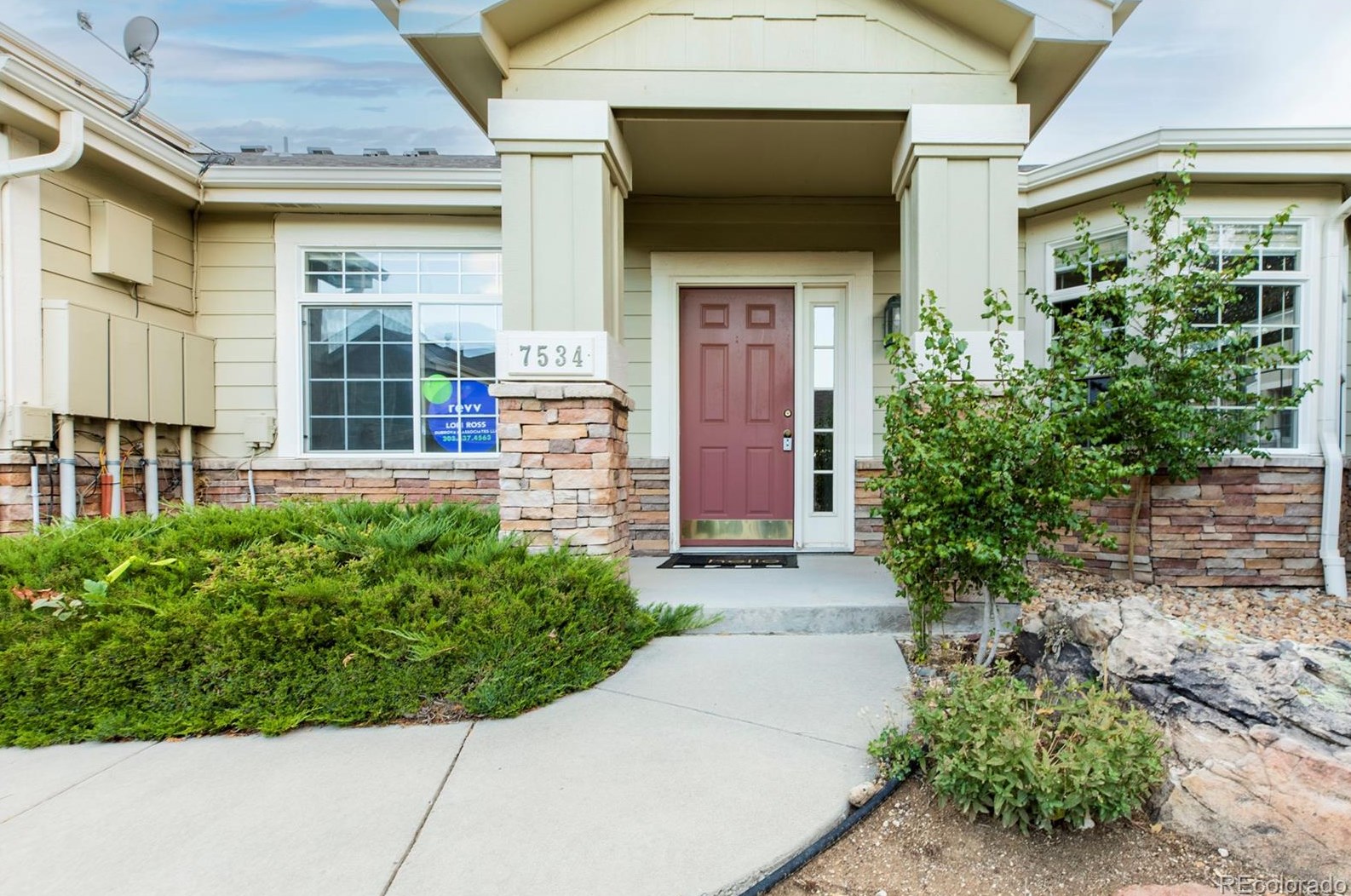 7534 Pineridge Trl, Castle Rock, CO 80108-8278