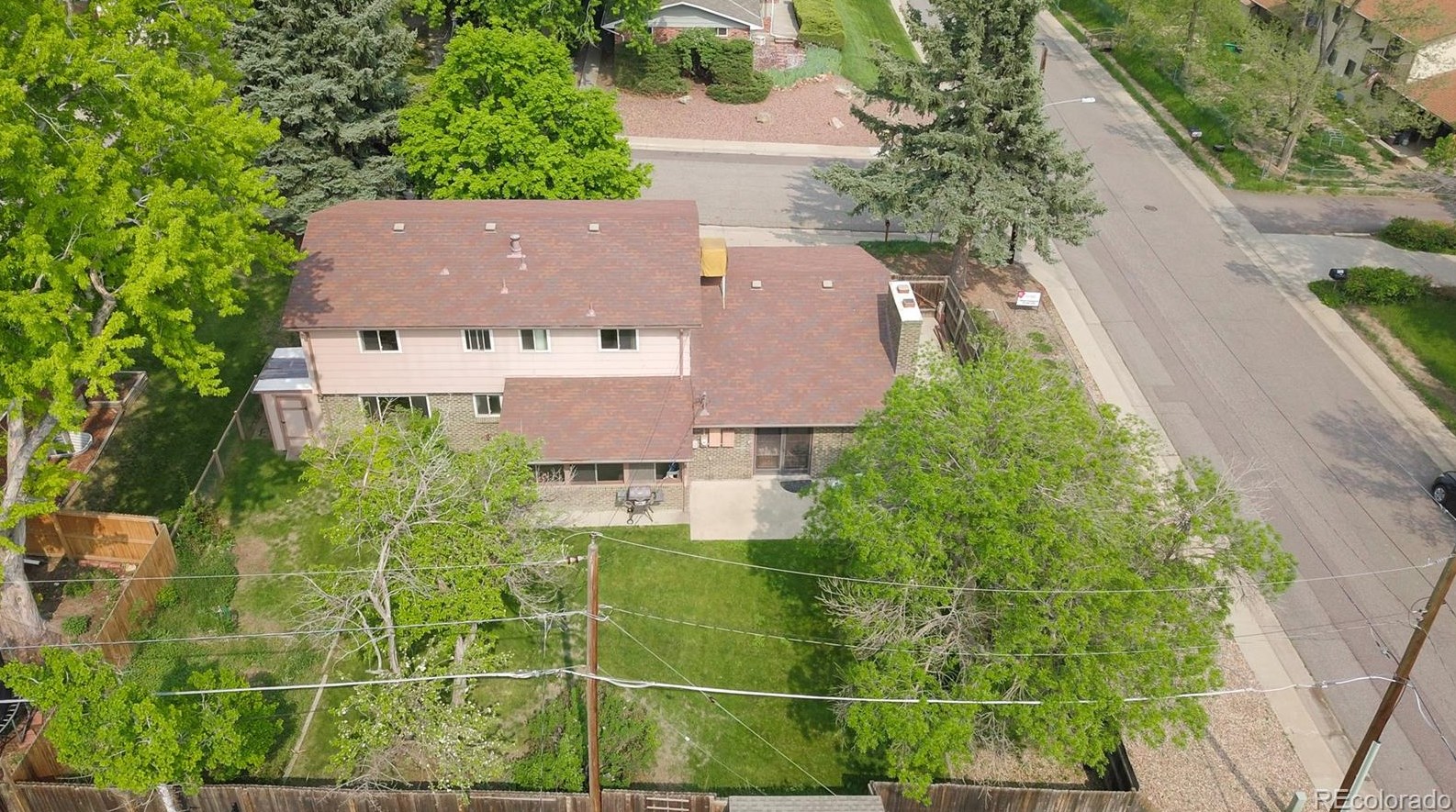6001 Welch St, Arvada CO  80004-3943 exterior