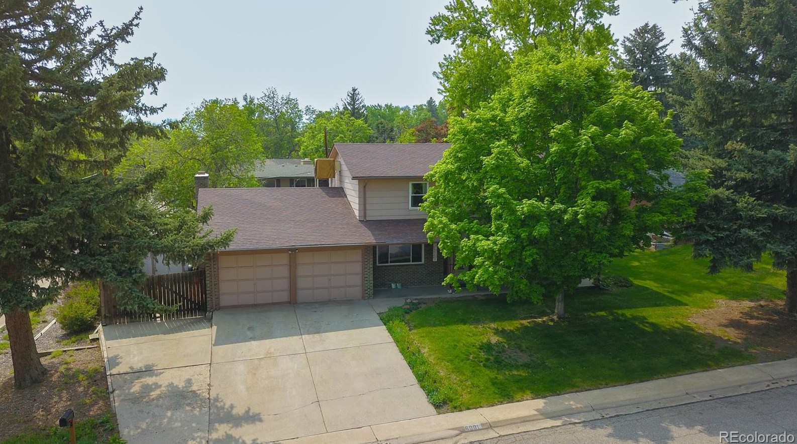 6001 Welch St, Arvada CO  80004-3943 exterior