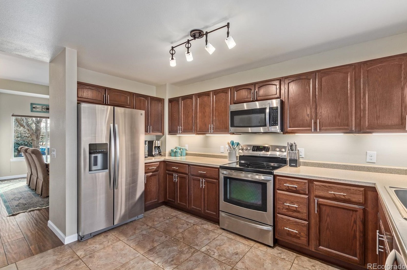 6820 Donnelaith Pl, Colorado Springs CO  80922-3110 exterior