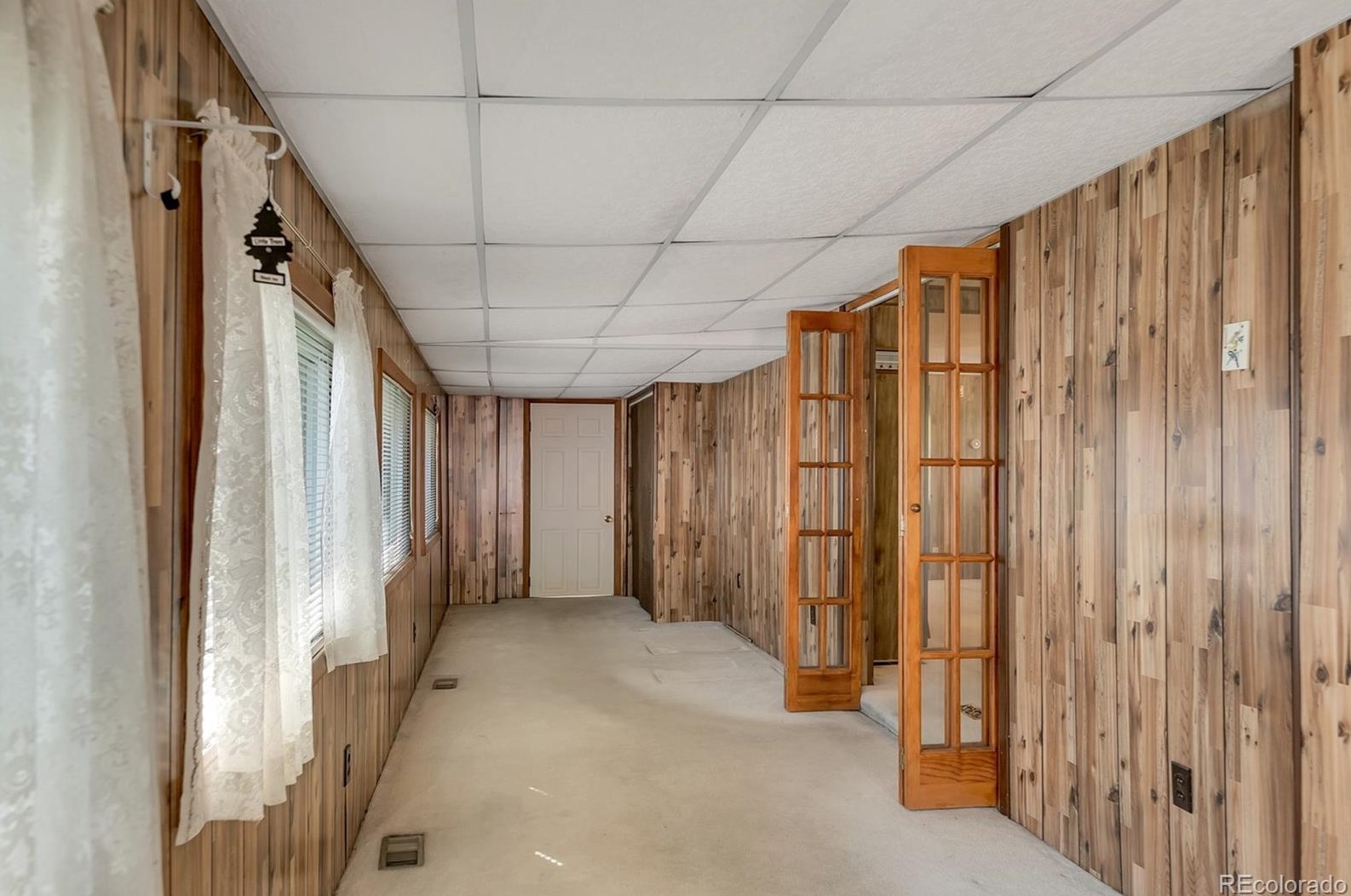 6705 Santa Fe Dr, Littleton CO 80120-2925 exterior