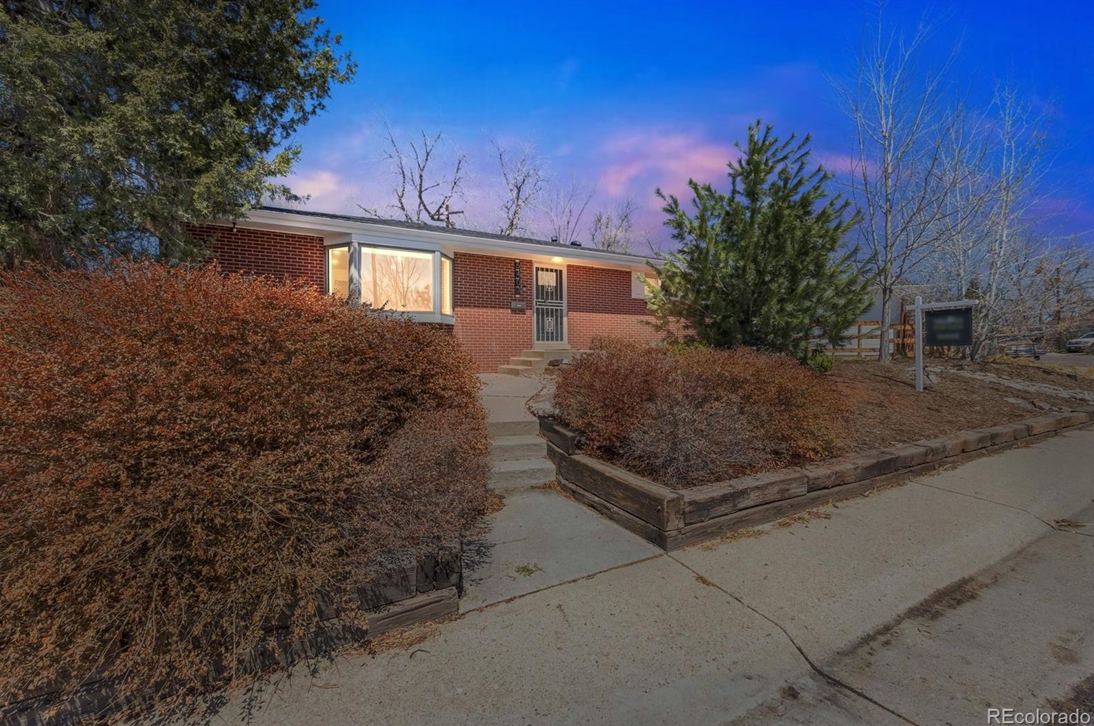 5407 Cody St, Arvada CO  80002-3409 exterior