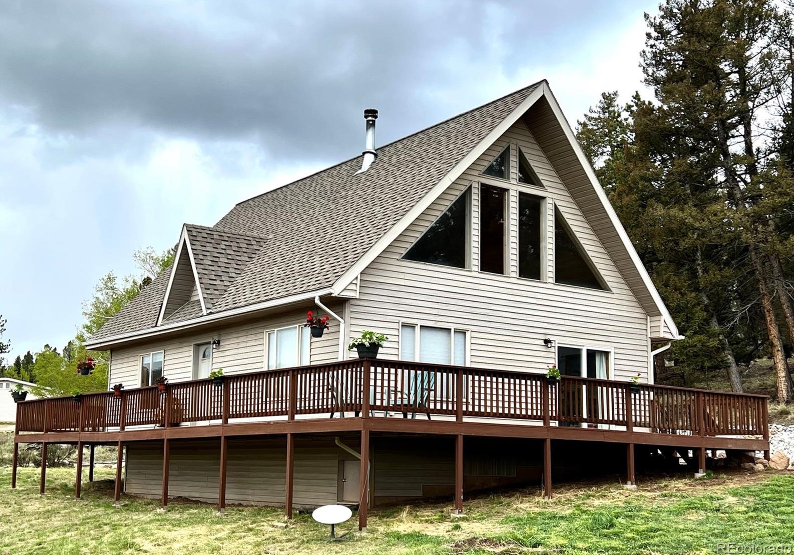 1807 Windmill Dr, Hartsel, CO 80449-8537