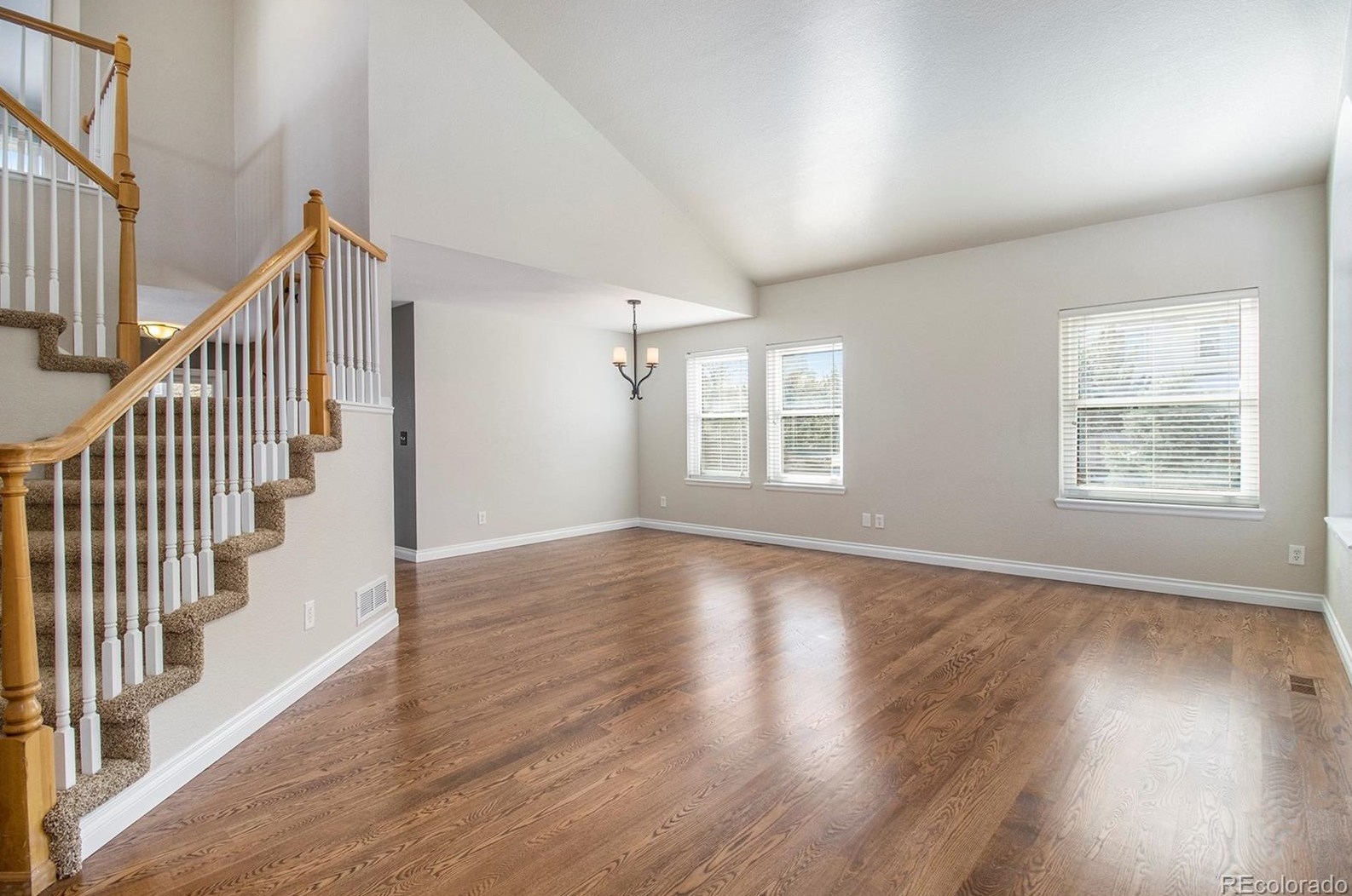 10098 Blackbird Pl, Littleton, CO 80130-3874