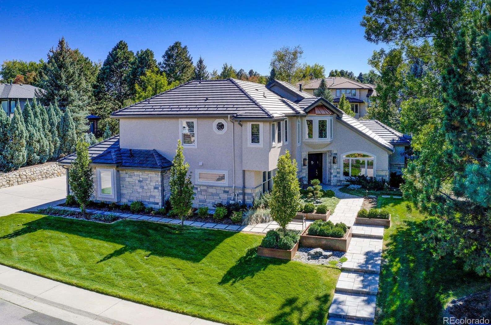 9940 E Progress Cir, Englewood, CO 80111