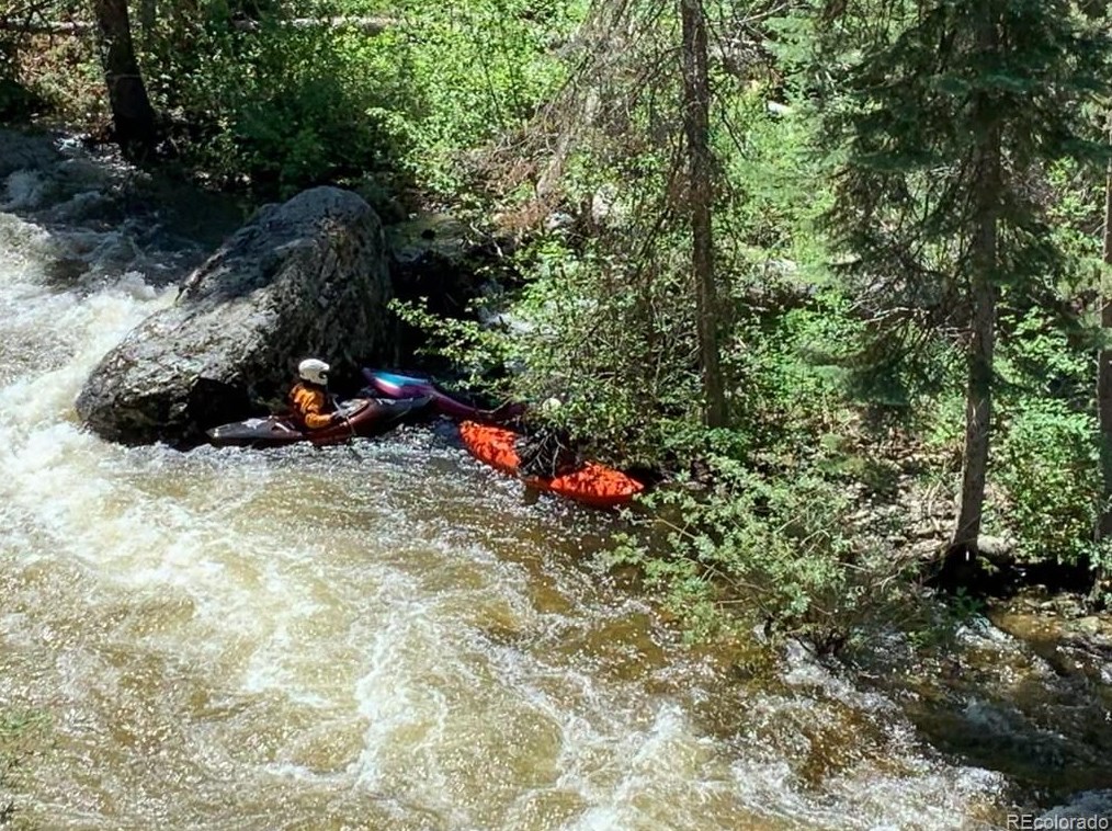 669 Meadowbrook Cir, Steamboat Springs CO  80487-3043 exterior