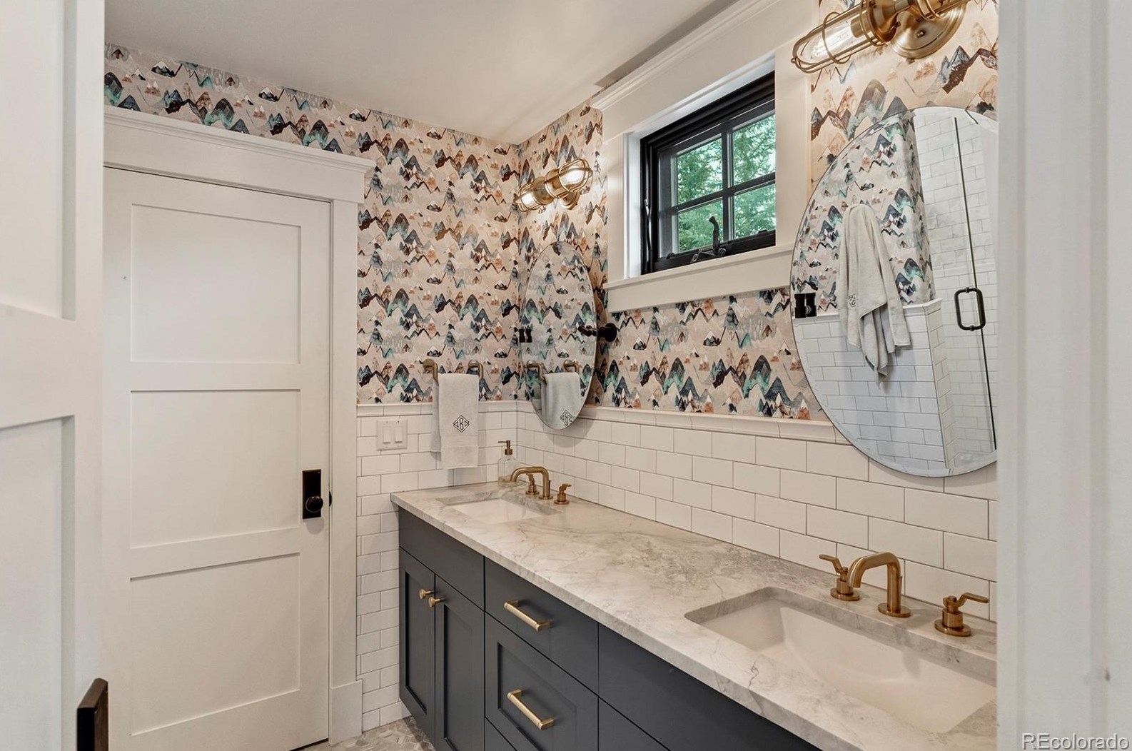 669 Meadowbrook Cir, Steamboat Springs CO  80487-3043 exterior