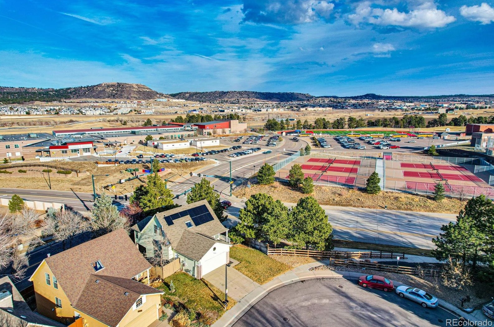 3135 Sugarbowl Ct, Castle Rock CO  80109-2814 exterior