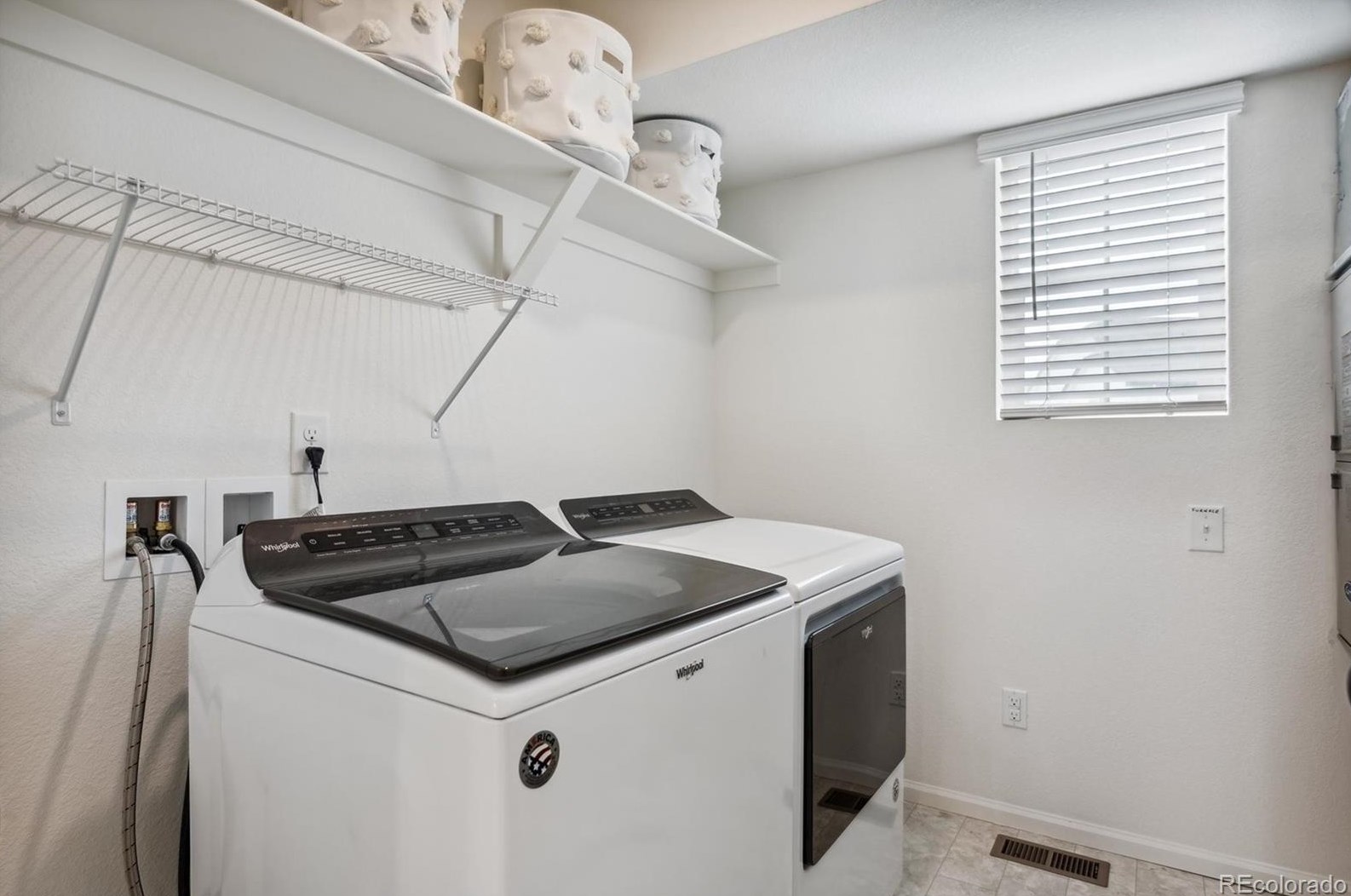 4540 Quemoy St, Aurora CO 80019-6025 exterior