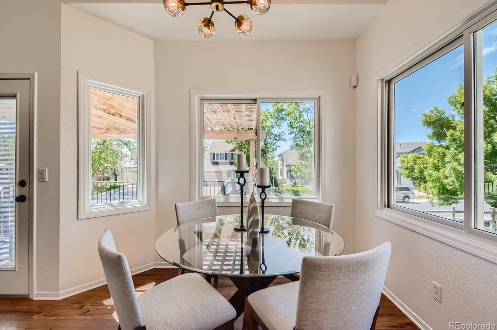 9604 Long Dr, Littleton CO 80120-4330 exterior