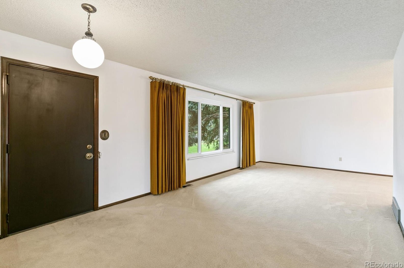 8208 Estes Ct, Arvada CO  80005-2434 exterior