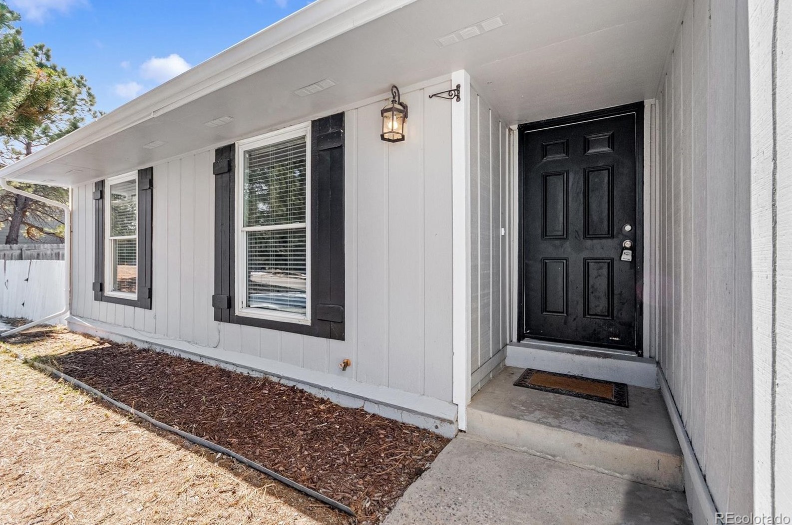 679 S Pearl St, Elizabeth, CO 80107