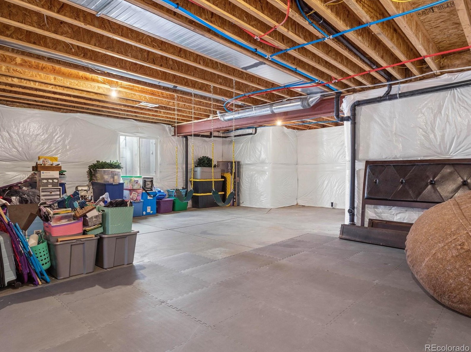 1835 Ghost Dance Cir, Castle Rock CO  80108-8539 exterior