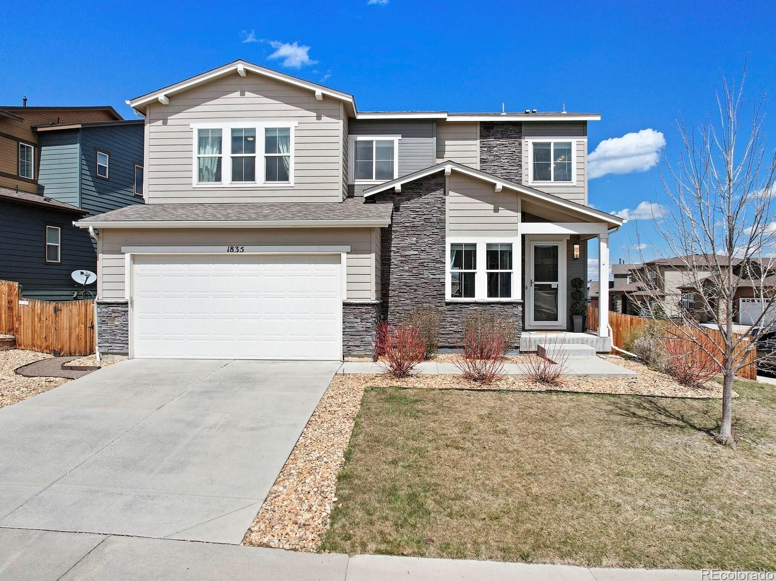 1835 Ghost Dance Cir, Castle Rock CO  80108-8539 exterior