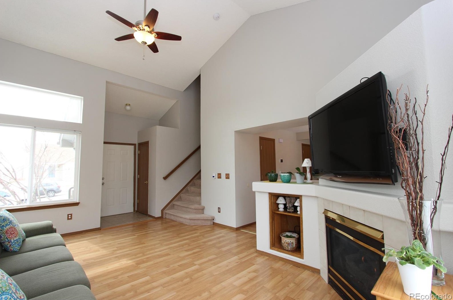 6290 Boscomb Pl, Colorado Springs, CO 80922-2105