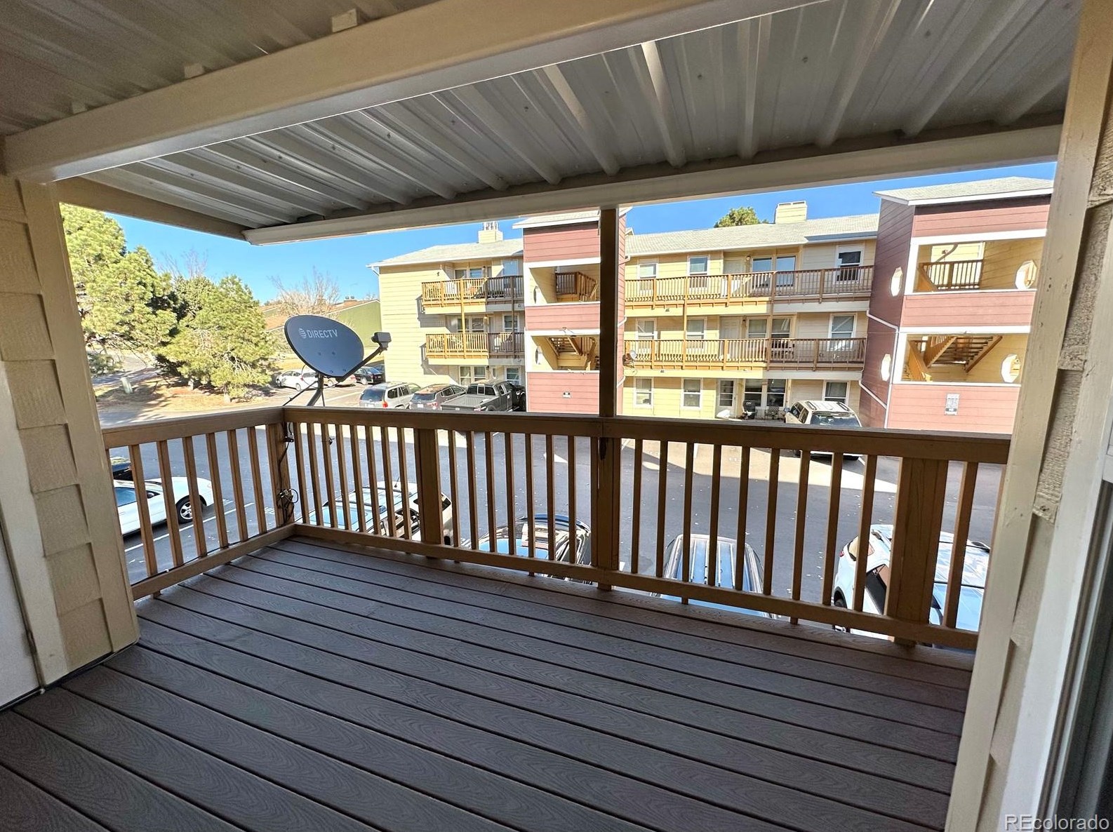 7132 Bryant St, Littleton CO 80120-2960 exterior