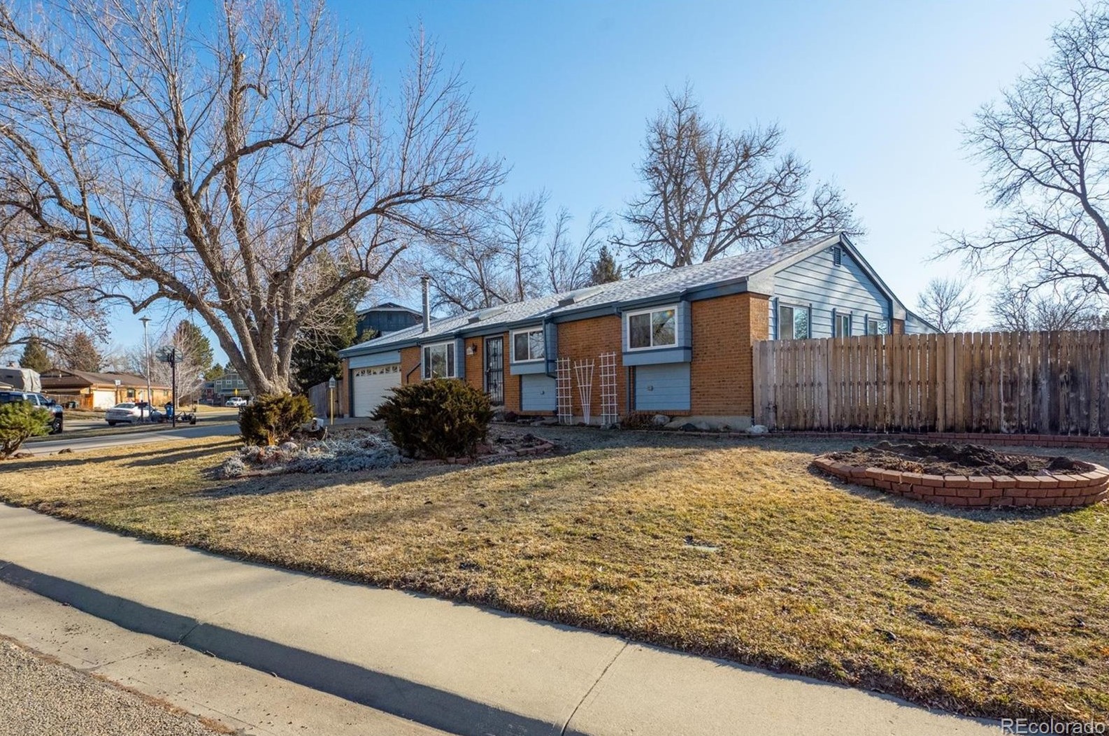 8090 Allison Pl, Arvada, CO 80005-2558