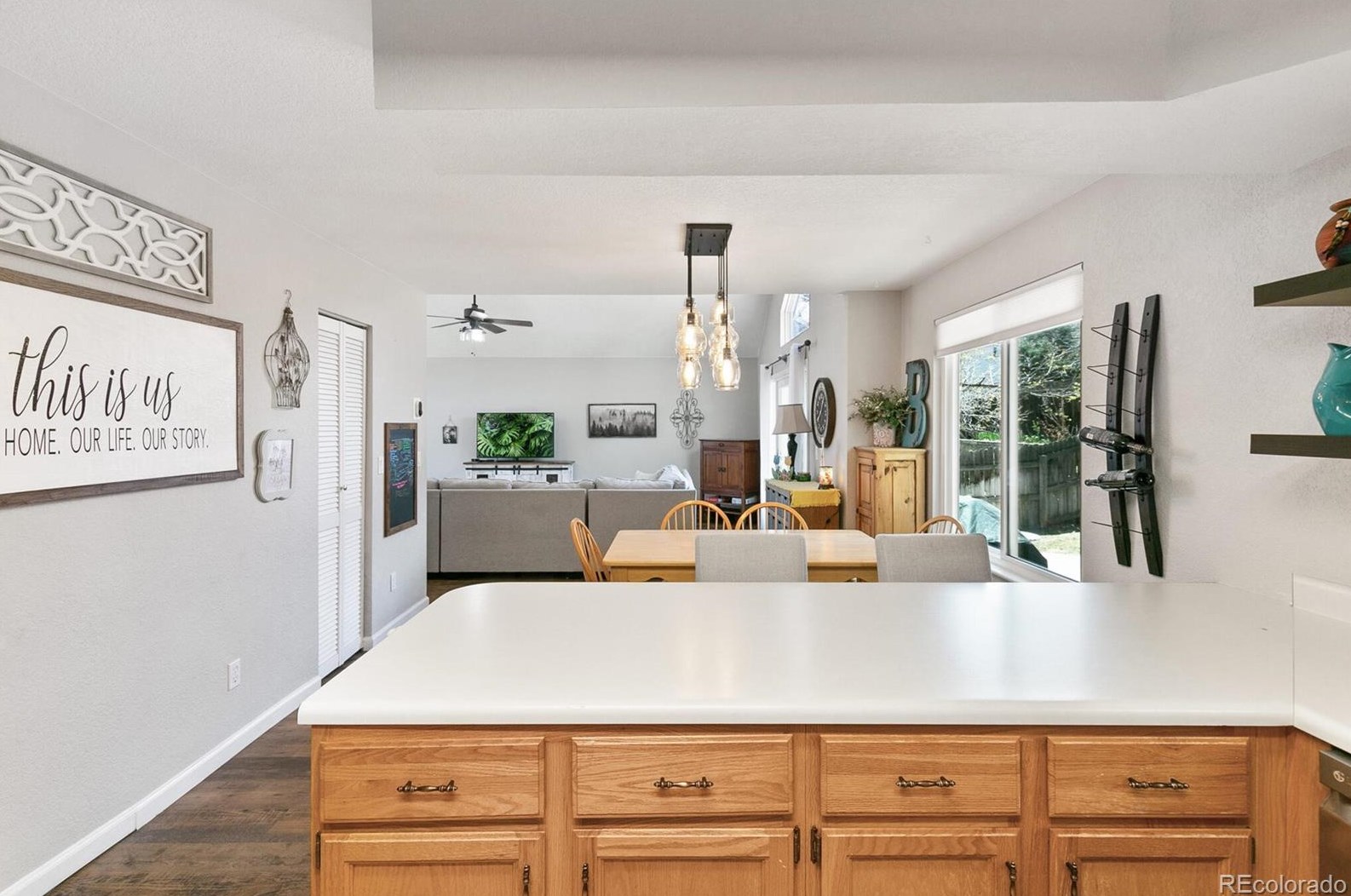 7541 Dawn Dr, Littleton CO  80125-8954 exterior