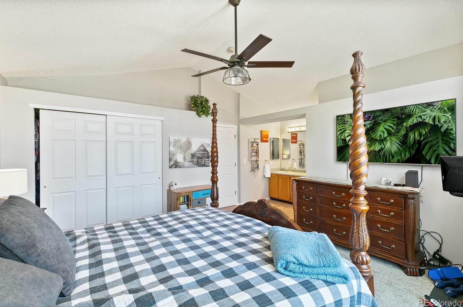 7541 Dawn Dr, Littleton CO  80125-8954 exterior