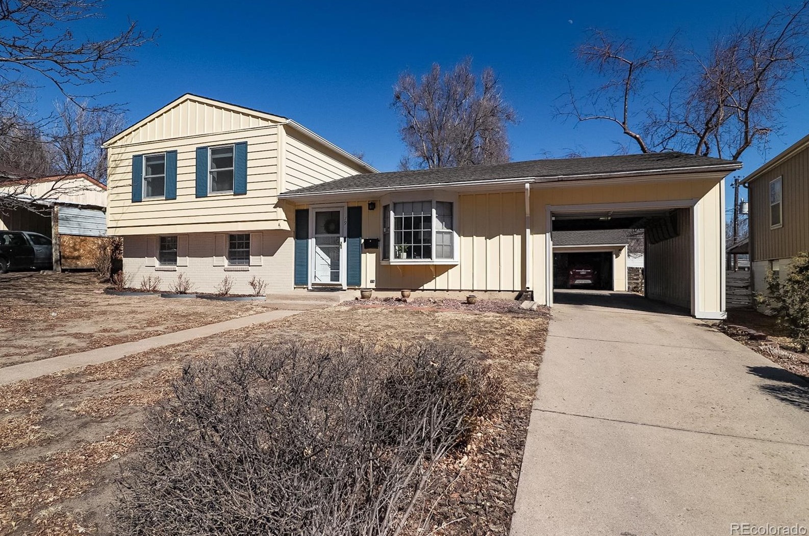 19 Arrawanna St, Colorado Springs, CO 80909-6501