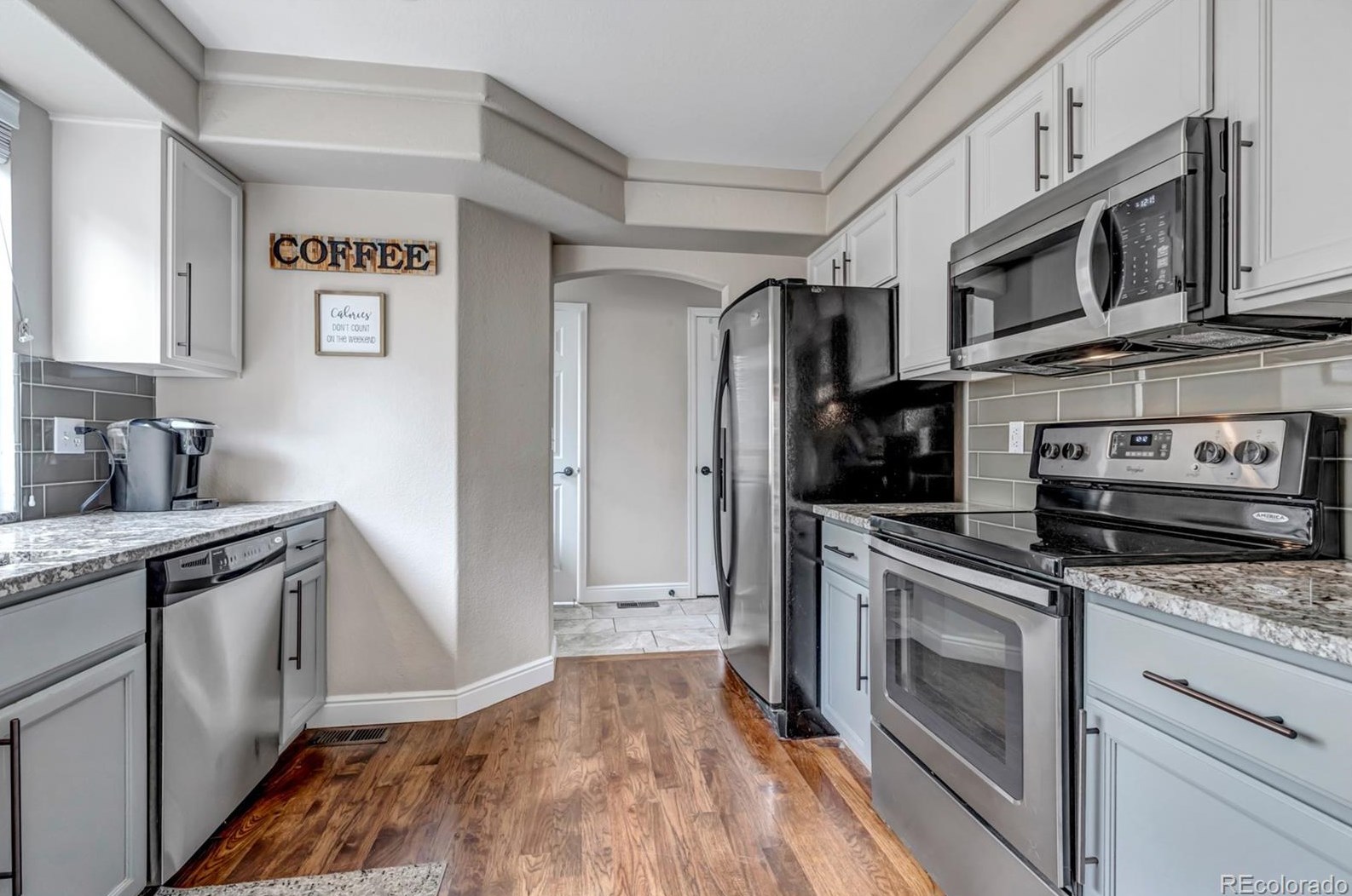 1271 Braewood Ave, Littleton CO  80129-5673 exterior