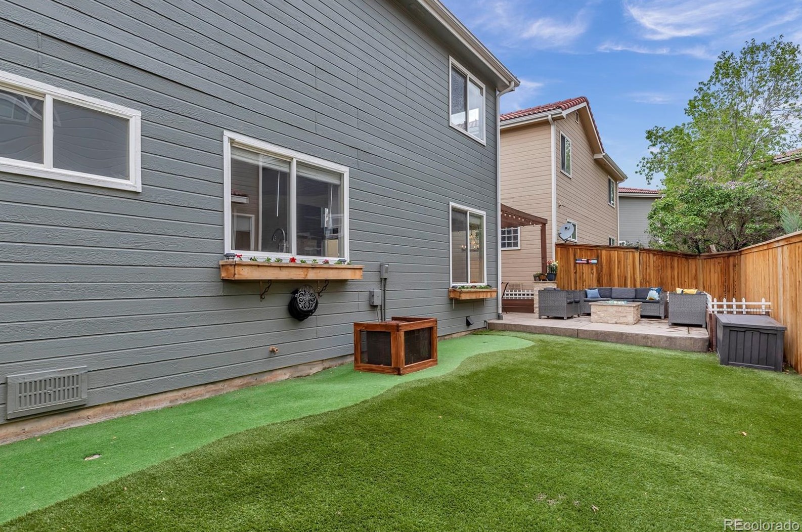 1271 Braewood Ave, Littleton CO  80129-5673 exterior