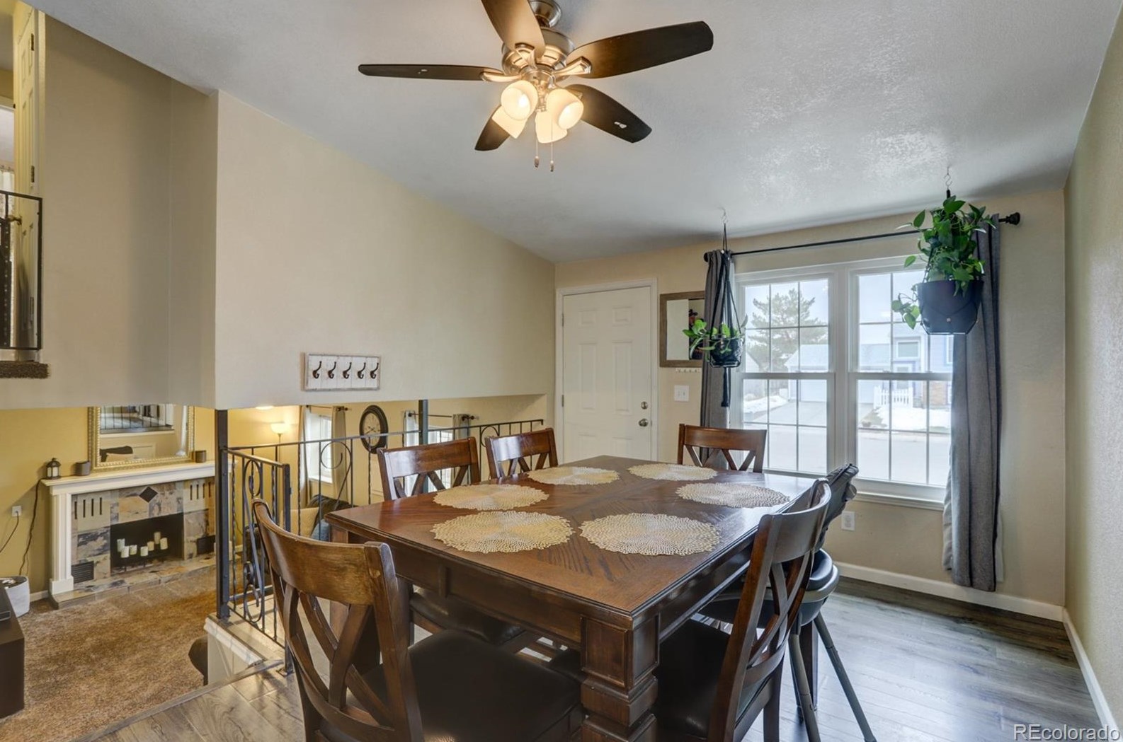 891 Centennial Dr, Bennett, CO 80102-7869
