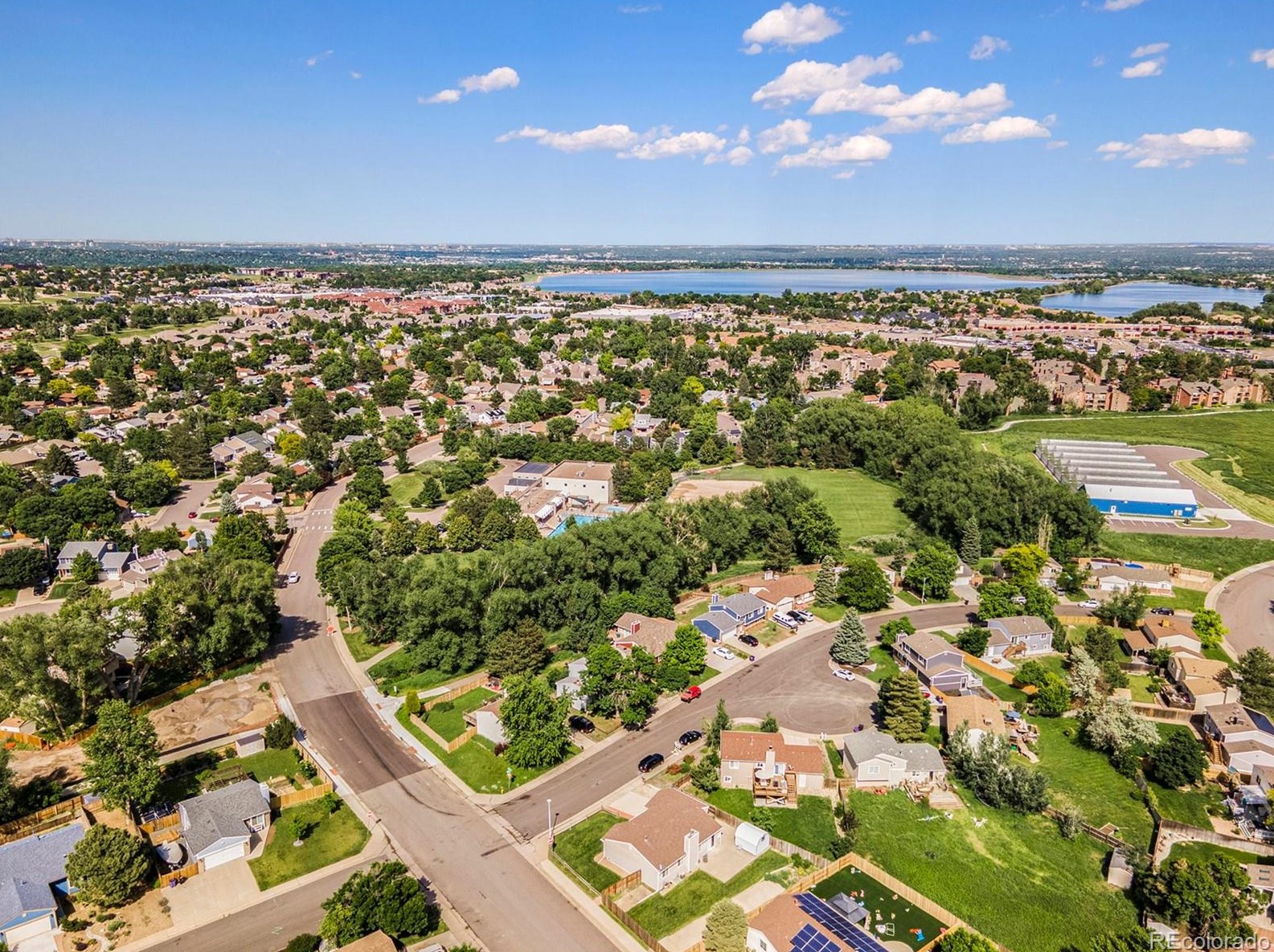 9280 Wagon Trl Dr, Littleton CO 80123-1982 exterior