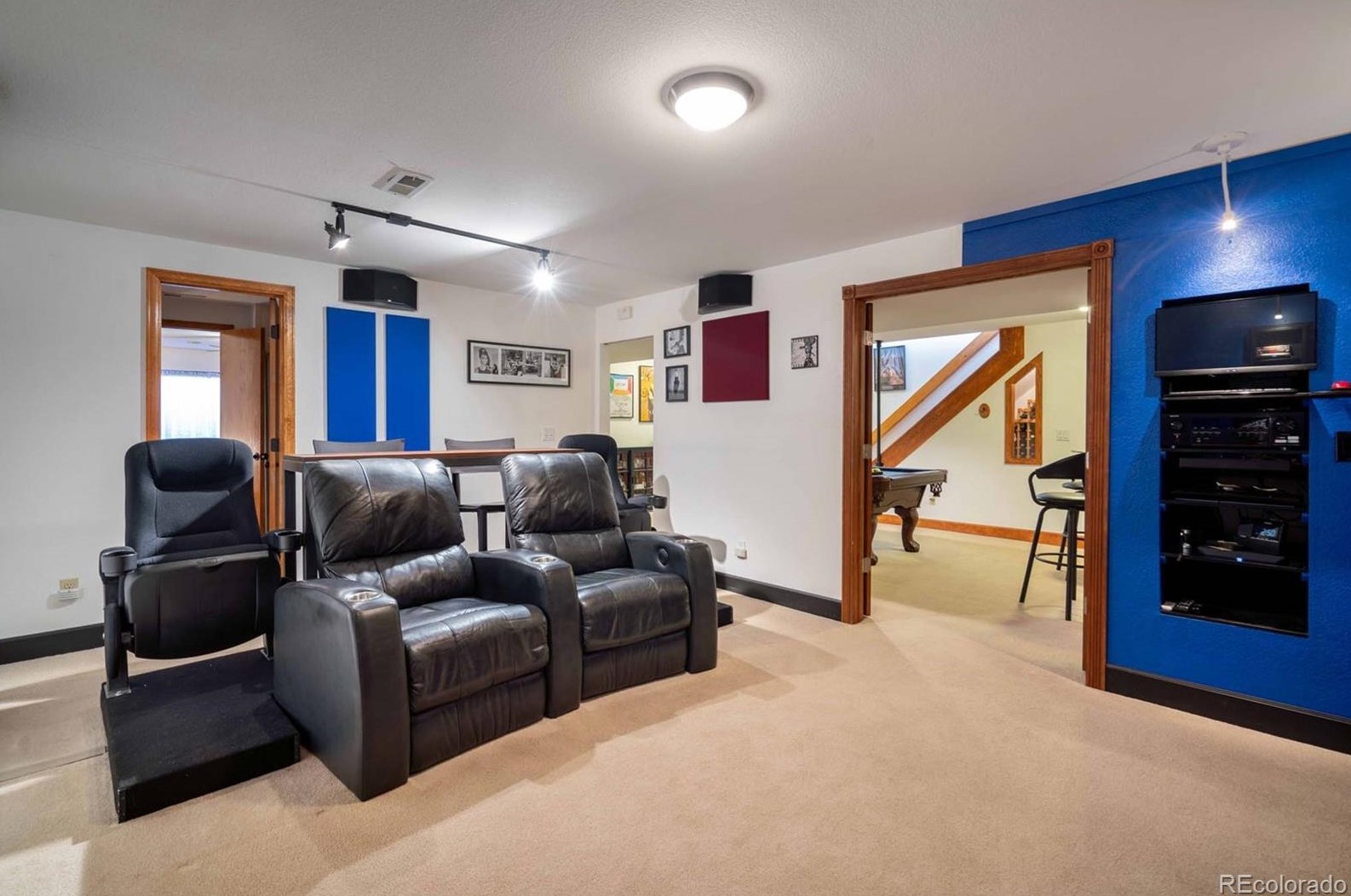 6304 Harrison Way, Littleton CO 80122-2262 exterior