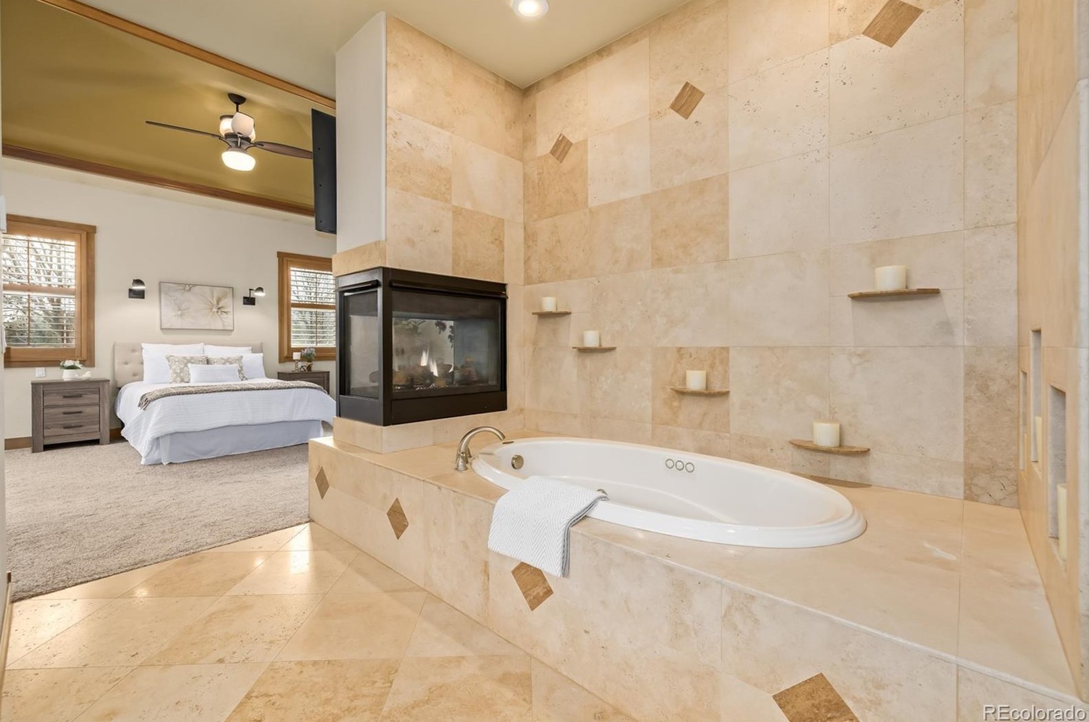 15754 73rd Ave, Arvada CO  80007-6992 exterior