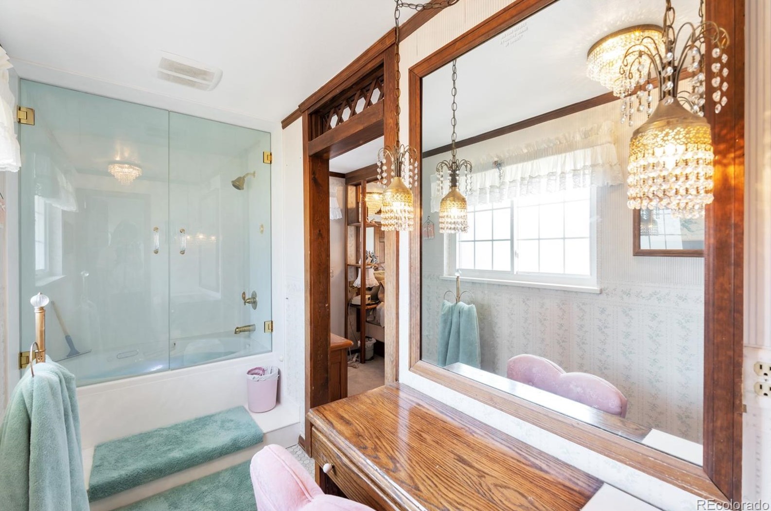 6569 Clayton St, Littleton CO 80121-2803 exterior