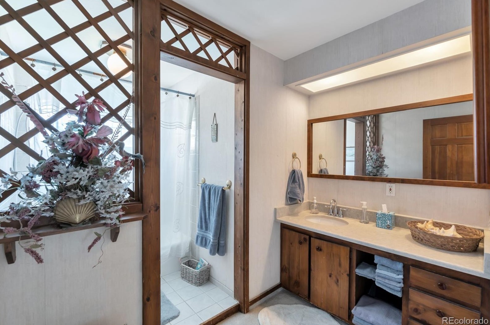 6569 Clayton St, Littleton CO 80121-2803 exterior