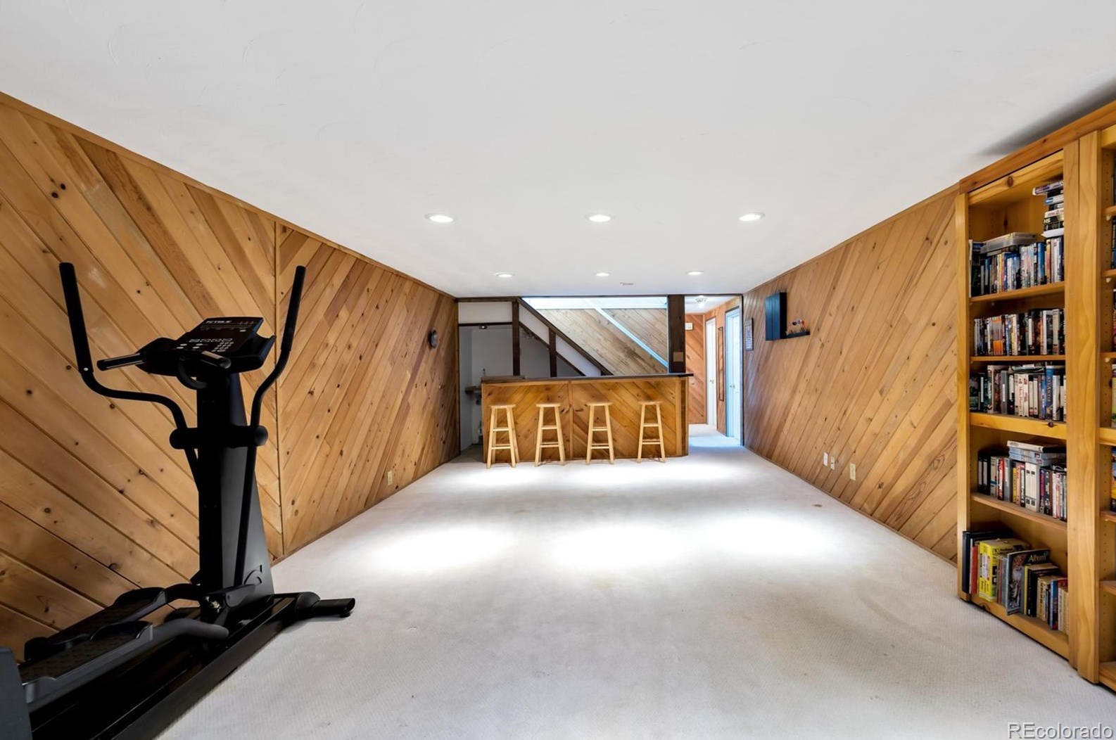 6569 Clayton St, Littleton CO 80121-2803 exterior