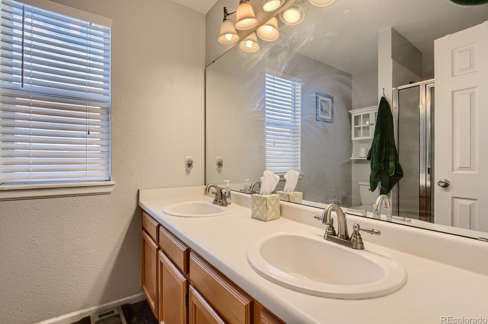 8873 Miners Dr, Littleton CO 80126-5023 exterior